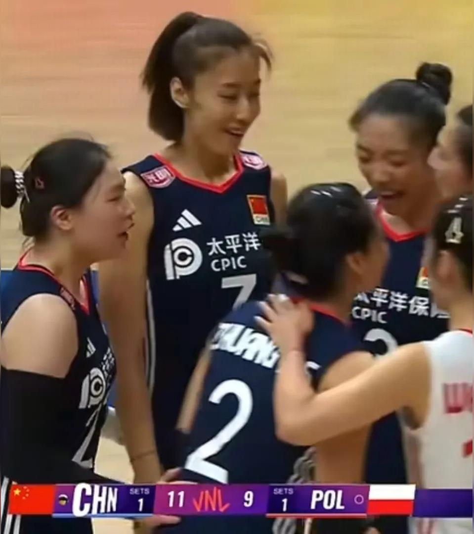 中国队1-3输波兰，千万别喷！ 现在这支球队和波兰打成这样已经可以了！...