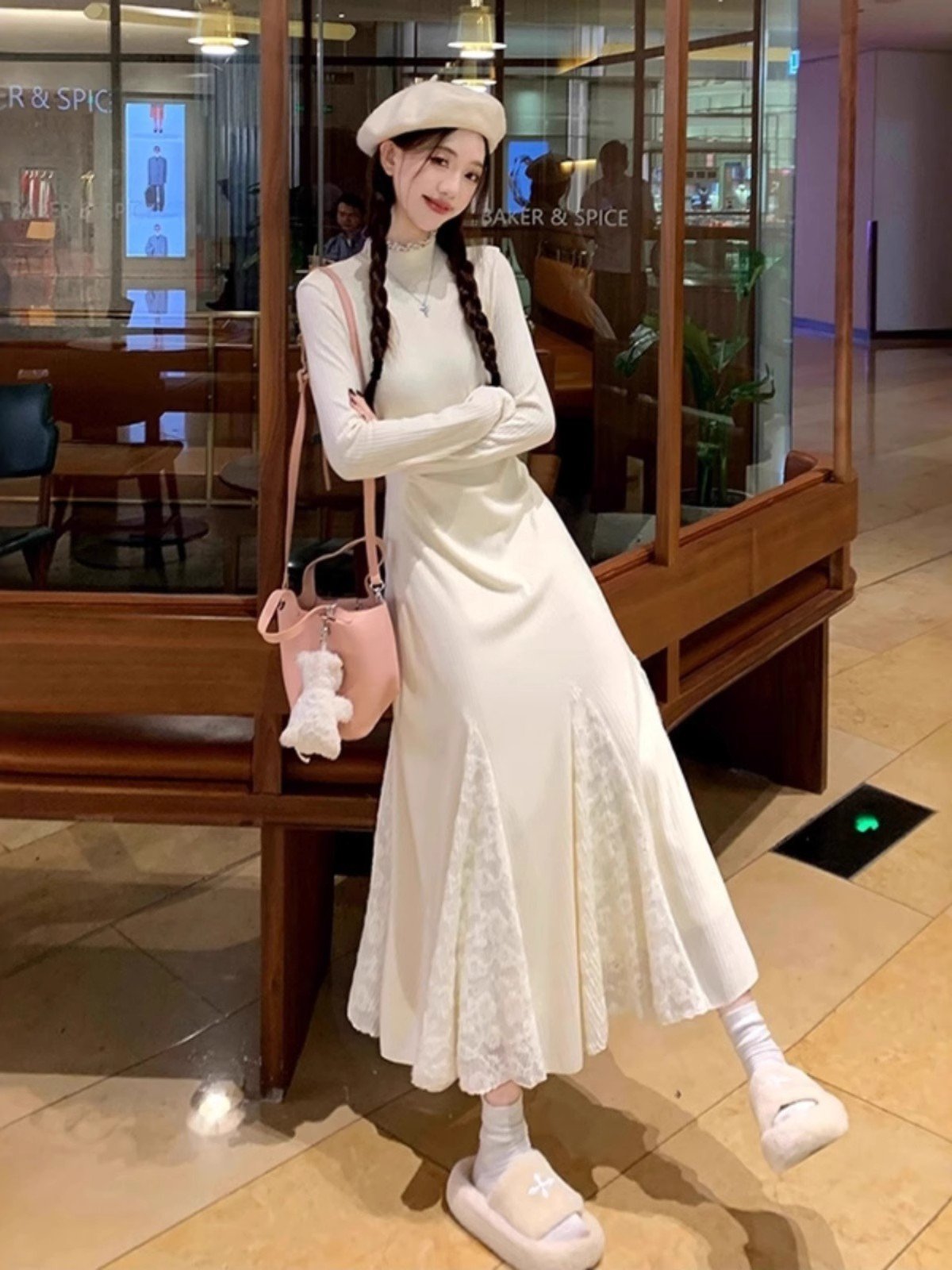 法式半高领蕾丝针织连衣裙女冬季高级感加绒