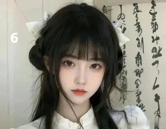 她没看懂他们家相处模式，他在父母面前都这么嚣张，更何况在外面