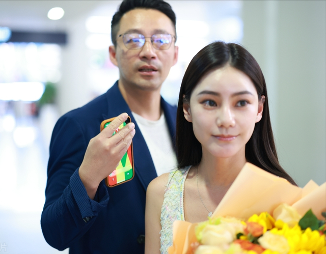 汪小菲给女儿过生日遭到“网友审判”，事件背后俨然也是社会话题