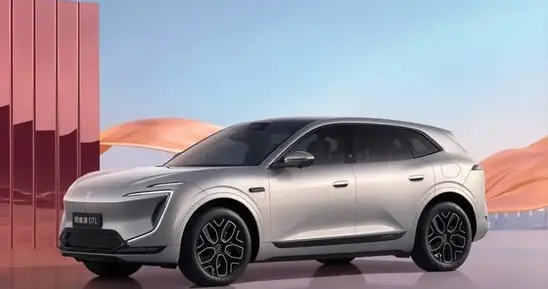 阿维塔07L Max纯电版上市：铝合金底盘+CDC减振 续航725km