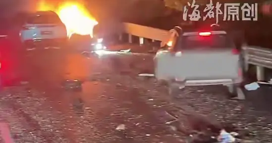 贵阳一高速发生多车连环事故，当地回应：涉及7辆车，尚未掌握人员伤亡信息...