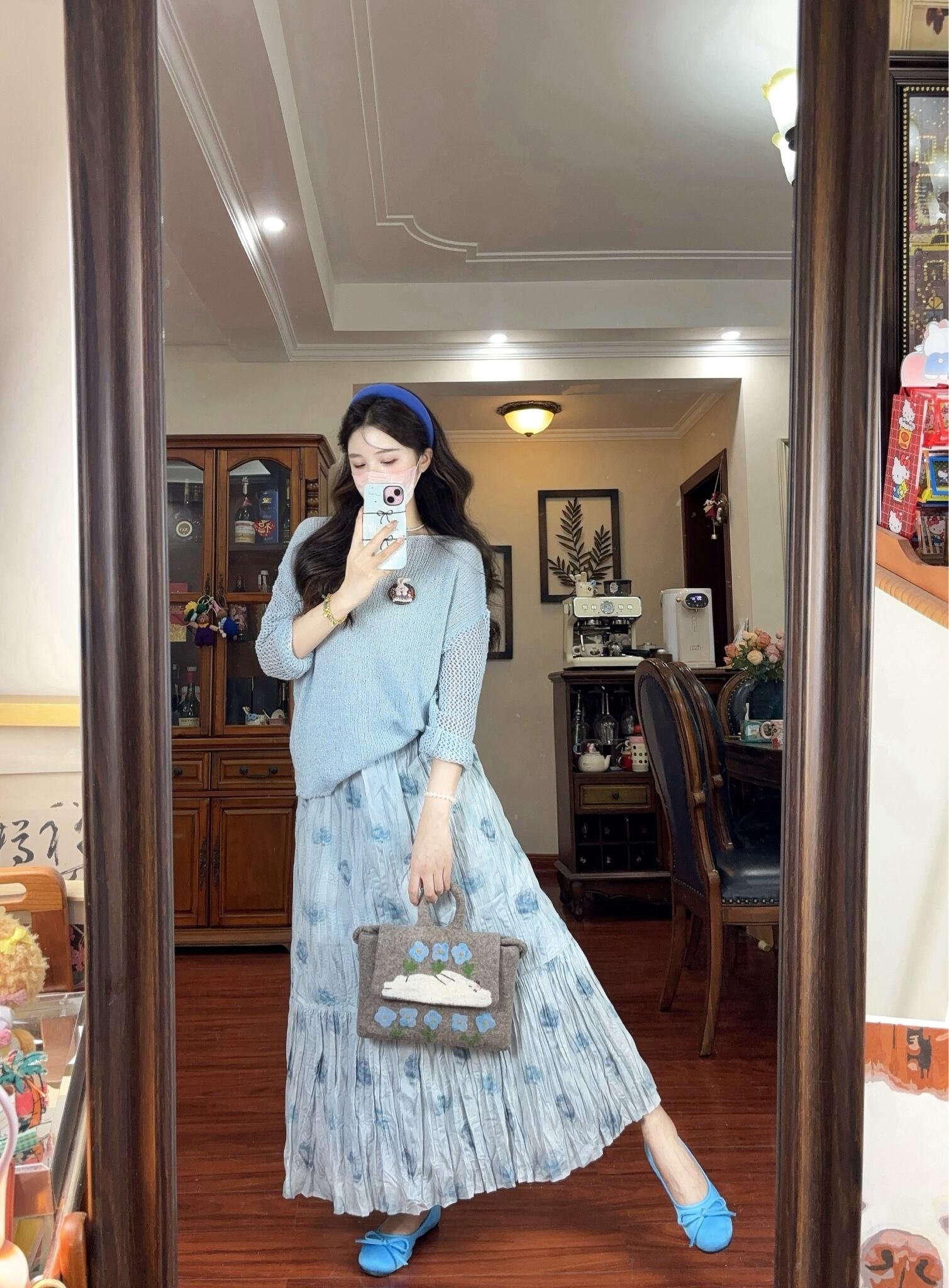 初秋装蓝色镂空毛衣搭配一整套半身连衣裙