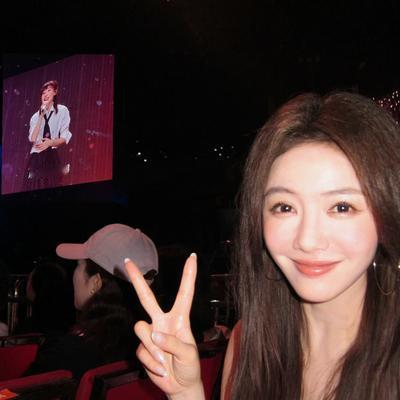 涅槃重生见墨鸦：蔡文静张驰现身任素汐演唱