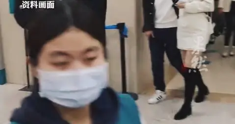 产房冷清背后，年轻人为何不愿生育？经济压力才是真正的原因！