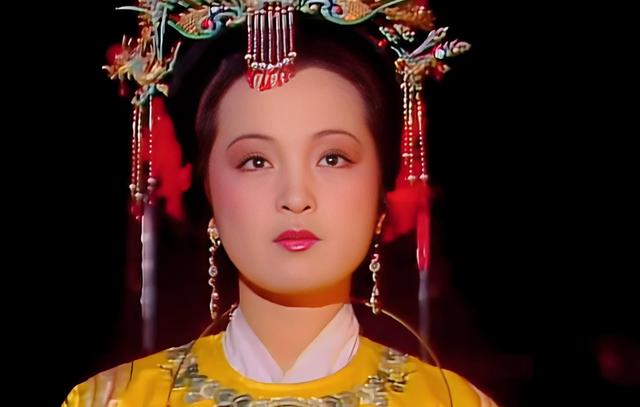 《红楼梦》｜说说贾元春的“需要退步抽身早”