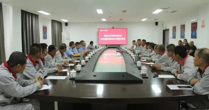七进宣传 | 交通安全进厂区 警企携手拧紧货运 “安全阀”