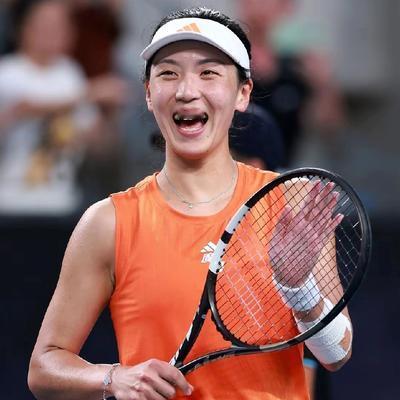 王王王：真是活久见，久违的王欣瑜，上演大