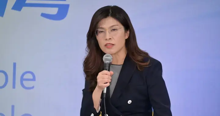 国民党时日无多，郑丽文悲观预测：台湾等不到2028年！