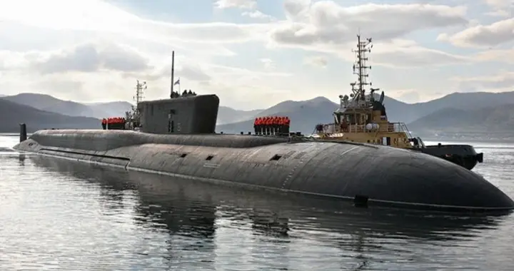 美专家预警:中国万吨"巨兽"已下水,美军面临30年来最严峻挑战