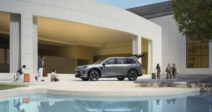 华境S破局入场，15万级大六座SUV