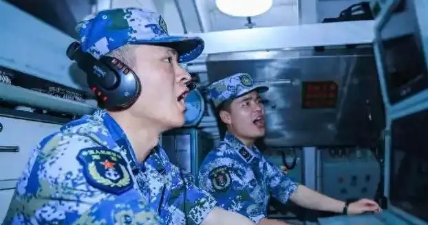 不止军舰，中国潜艇也在下饺子！5年下水24艘，产能超过美俄总和