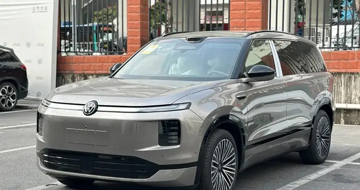 大众增程旗舰ID.ERA 9X预售32.98万起，途昂老车主：终于等到换代