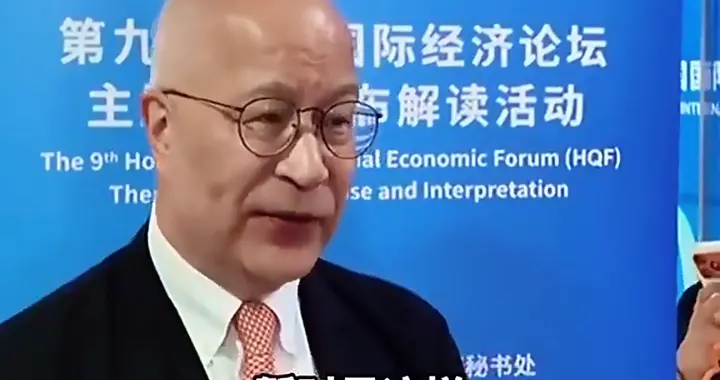 美国时事评论员太敢说：中国AI发展追求合作，美国是独占...