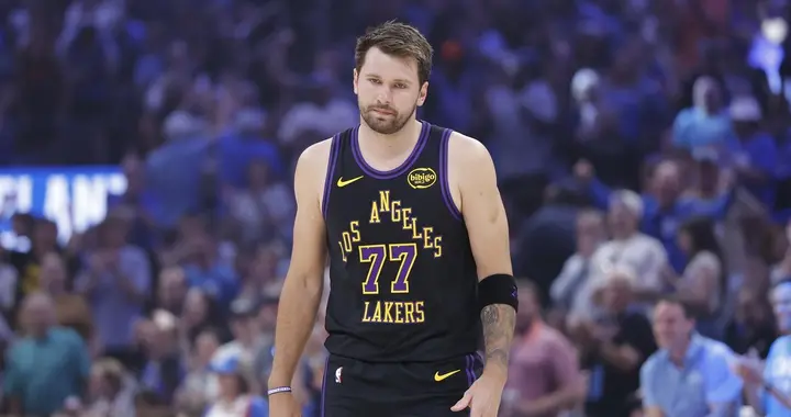 湖人vs火箭：账面优势在火箭，但季后赛最大的变数叫“勒布朗”