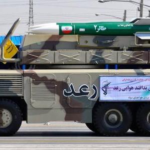 斜雨骑驴观沧海：美称炸回石器时代的口号落