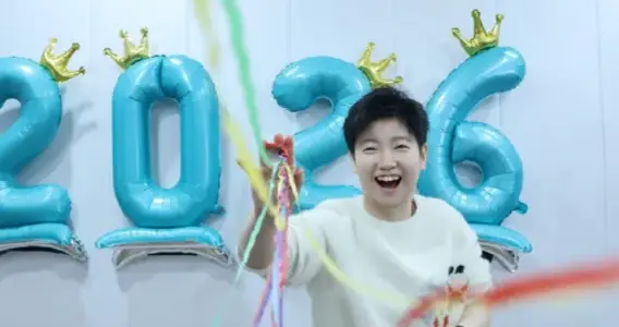 孙颖莎新年愿望呈现，带着热爱继续出发，笑容明媚