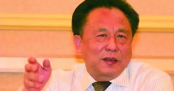 包10位情妇，睡觉靠翻牌，生下11个私生子，75岁仍在拼命生娃？