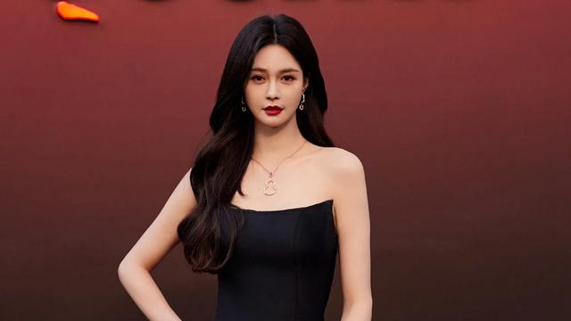 温柔娱乐记：沈梦辰的大长腿永远看不腻[爱