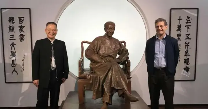 詹文魁：因建造十方普贤圣像和南怀瑾老师结缘