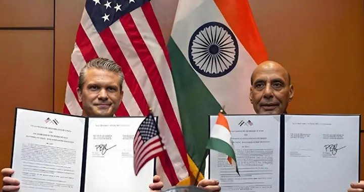 关税突然变脸，莫迪转身就走，谈判桌上到底剩了啥