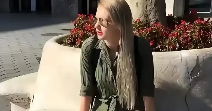 事实证明！放弃回国嫁给撒贝宁，这是李白人生中最正确的决定