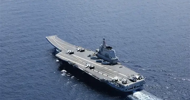 无路可逃？揭秘中国航母在巴士海峡被封锁的致命困境