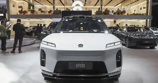 省钱党狂喜！全新ES8降价十万过冬，空间甩腾势N8L一条街