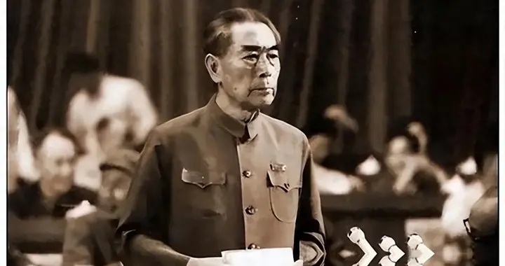 周恩来审查第二批特赦名单之后,执意加入1人,特赦当天对方3次痛哭