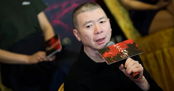 电影拍的不好就算了，竟然调转怒喷观众是垃圾？忘了谁是衣食父母