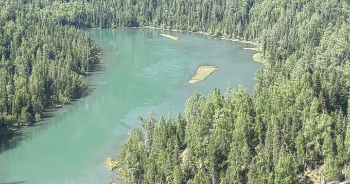 坐着火车游新疆：独闯喀纳斯（1）