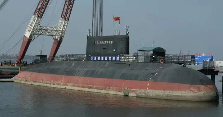 中国进口的“基洛”级常规潜艇介绍