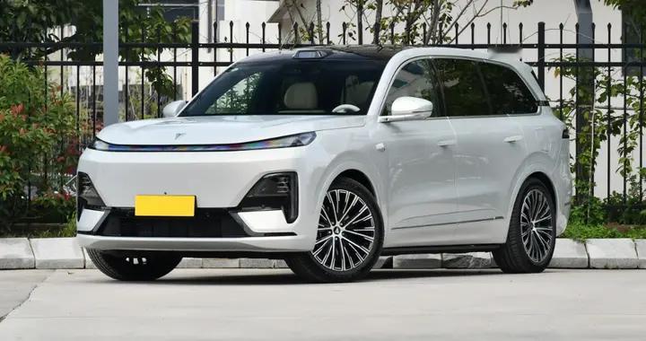 30万预算想买大型新能源SUV，深蓝S09对比腾势N8L，你会怎么选？