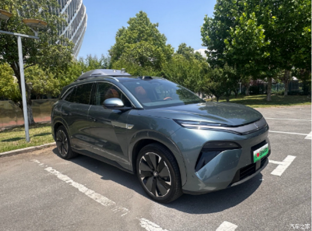 开着唐L DM带女友出游了，这体验是太绝