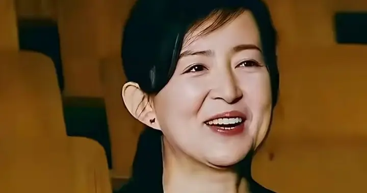 痛心！演员刘红梅去世，享年60岁，孙红雷曾夸她是中戏最美老师