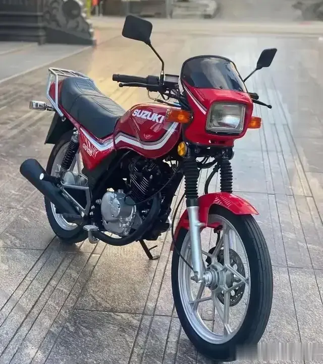 铃木王 GS125：90 年代的梦想之车