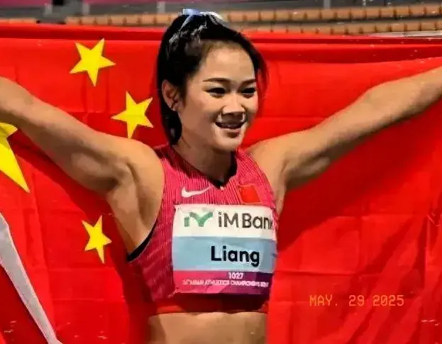 12年等待！中国队0.04秒绝杀，终圆冠军梦！