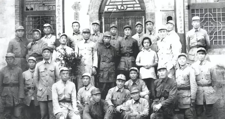 八路军六大旅的首任参谋长，参加授衔的4人为何仅他授少将？