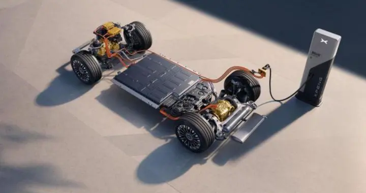 亏损三年触底反弹，磷酸铁锂涨价能否改写行业格局？