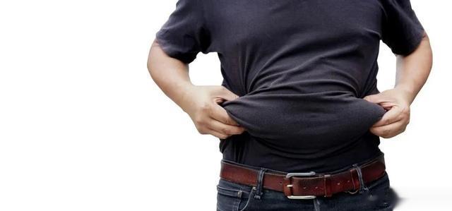 看着不胖，就是“肚子大”！6个简单方法帮你快速消除内脏脂肪