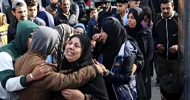 一觉醒来，俄伊反目成仇，粮食断供逼疯伊朗，9000万人沦为牺牲品