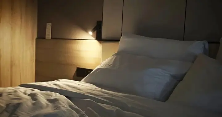 为什么一到秋天睡眠就变差？睡不好的“元凶”是温度