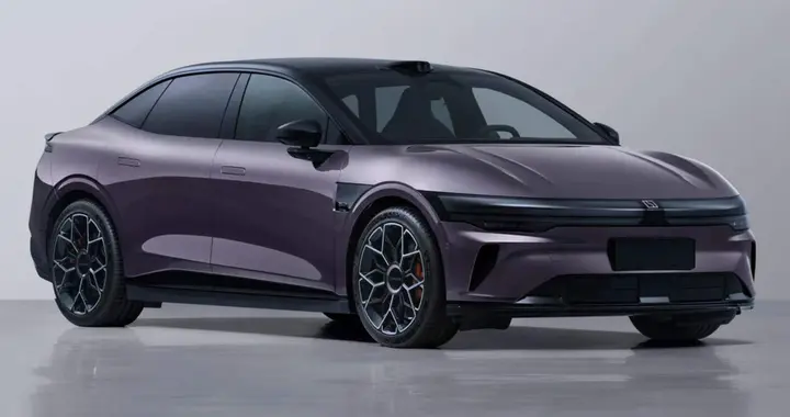 900V架构+雷神智驾芯片加持 极氪焕新双车4月上市