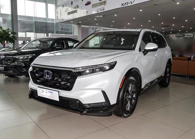 23.5万提了辆本田CR-V，2个月后再开丰田荣放，车主：差距不一般
