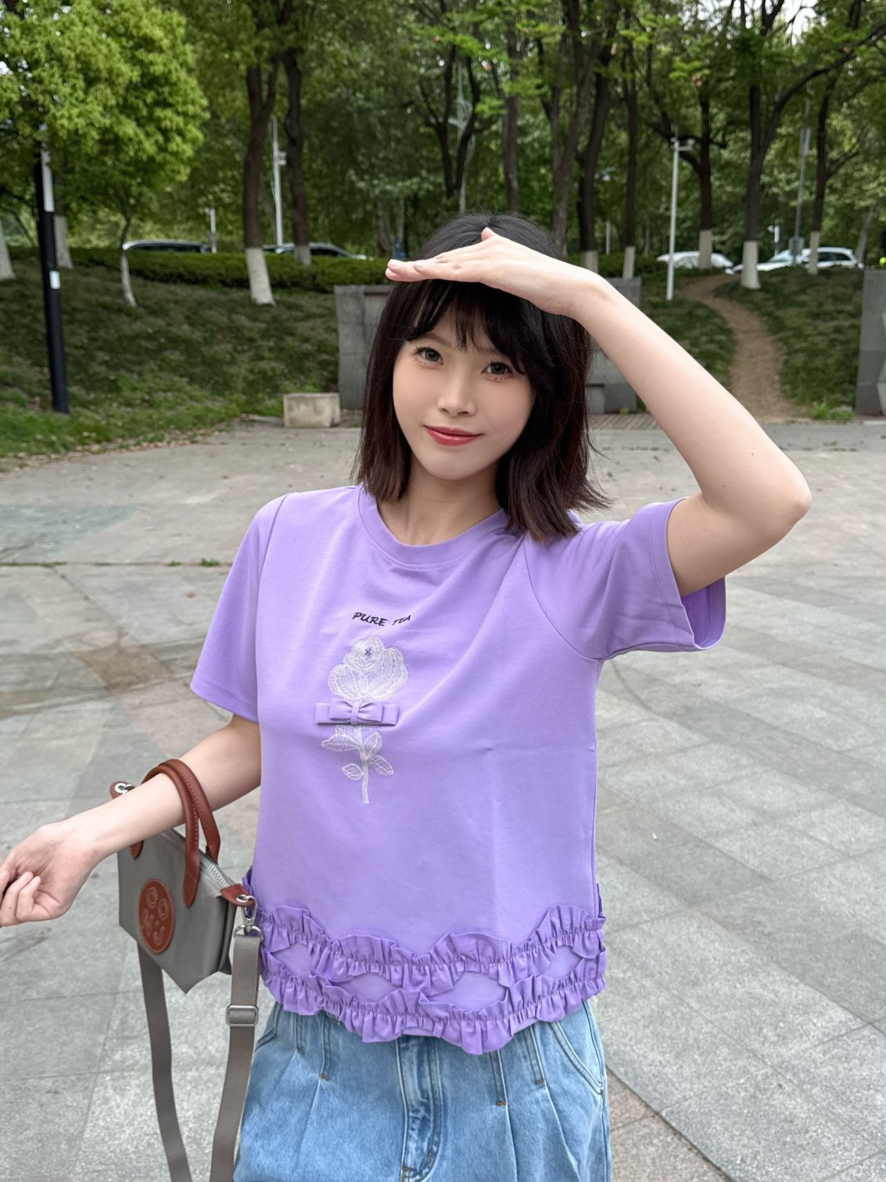 茶愫圆领双层木耳边正肩T恤上衣女