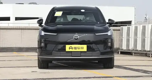 沃尔沃全新XC70：上市三个月卖出1.4万辆，凭啥这么火？深度解析