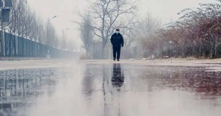 老话“腊月初五不见雪，寡妇要发愁”，是啥意思？腊月晴天啥预兆