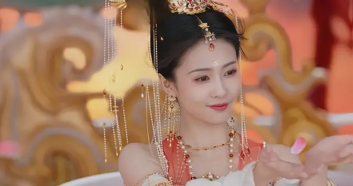 破茧：宁苏苏的觉醒之路