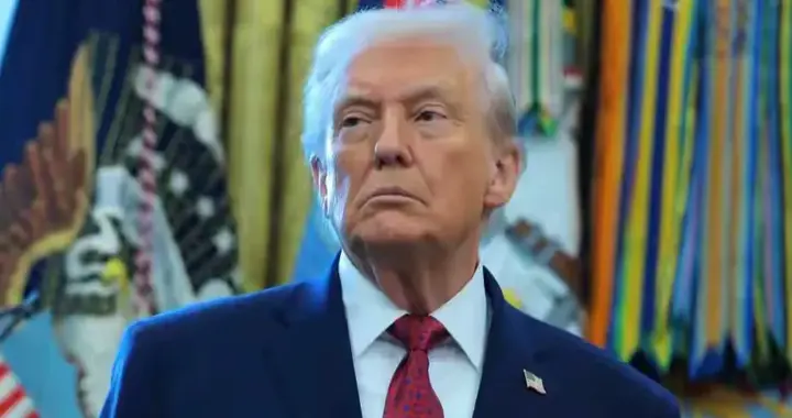 特朗普点头后，高市不装了：日本必须拥核，话音刚落，金正恩来了