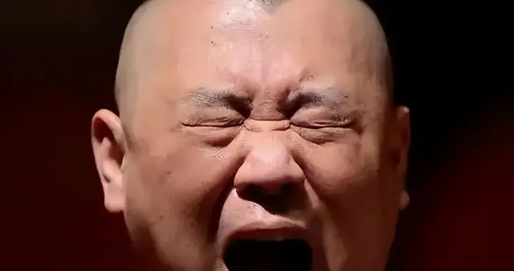 郭德纲文中“不受当权者控制和法律约束，随性而为的江湖”不存在